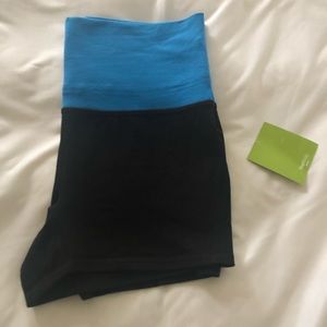 GapBody workout/ fitness/ athletic tight shorts